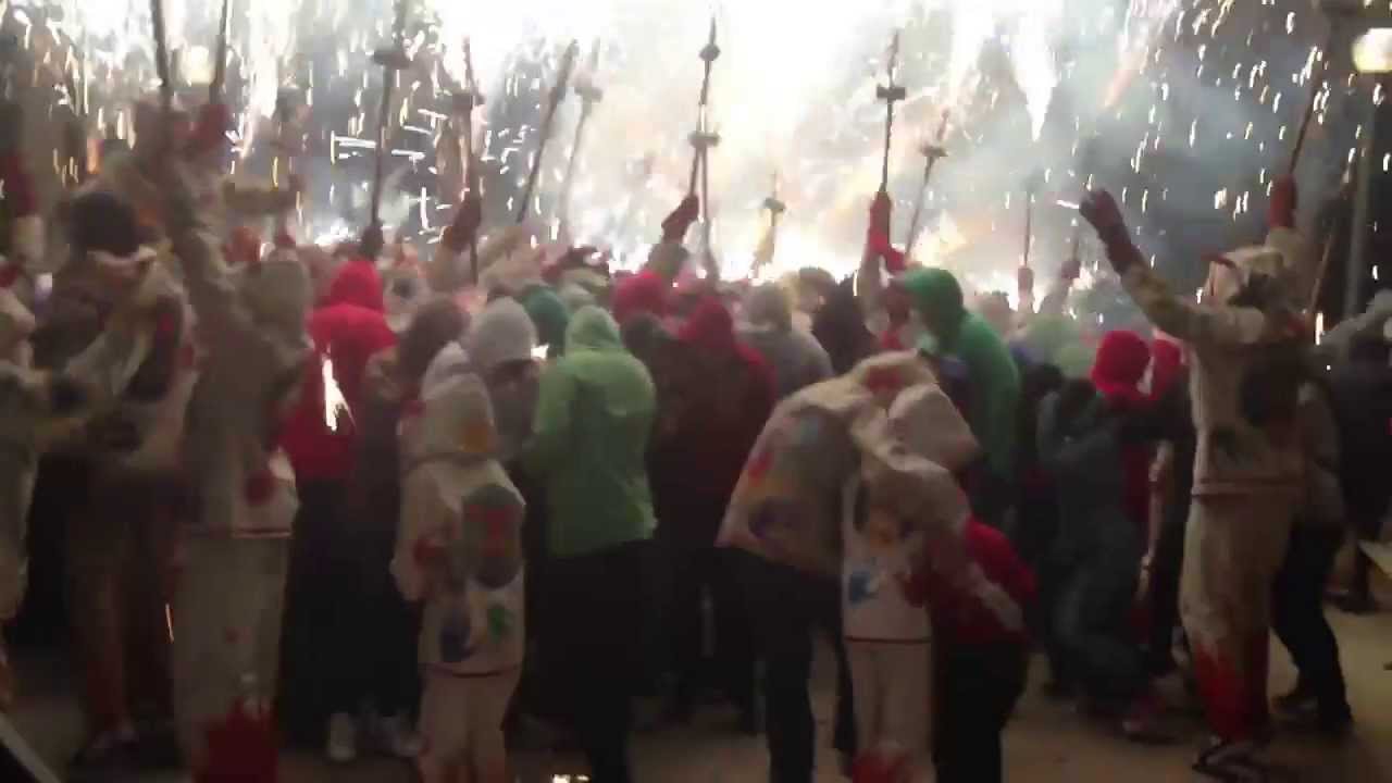 Correfoc Badalona 2013 - Encesa final (Festes de Maig de Badalona)