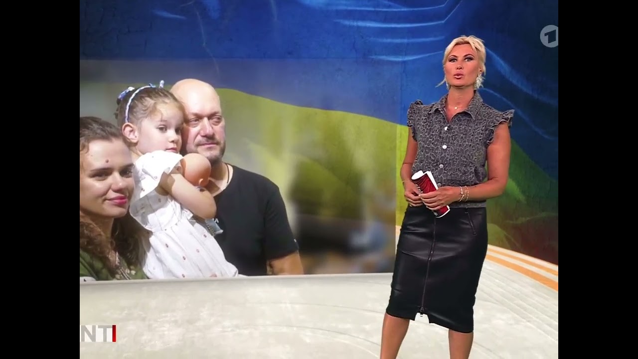 20250814 Kamilla Senjo Leather Skirt 