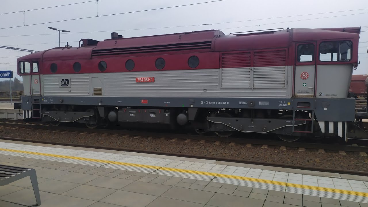 Vlaky Jaroměř společně s @RealŽelezničákCZ @jirkapouthh2023 @sotous_rival_cz 9.4.2023