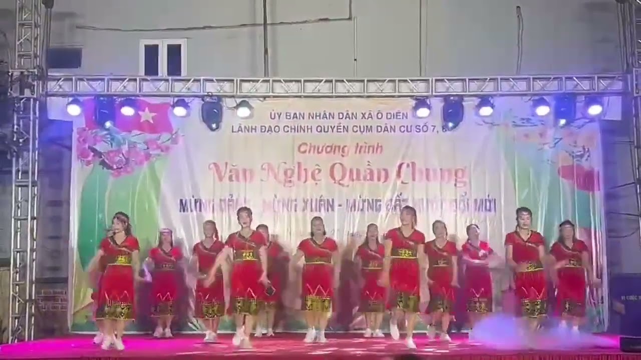 Vấn vương chợ tình ( Dân vũ C8 Tân Lập  Ô Diên HN) chào mừng xuân 2026