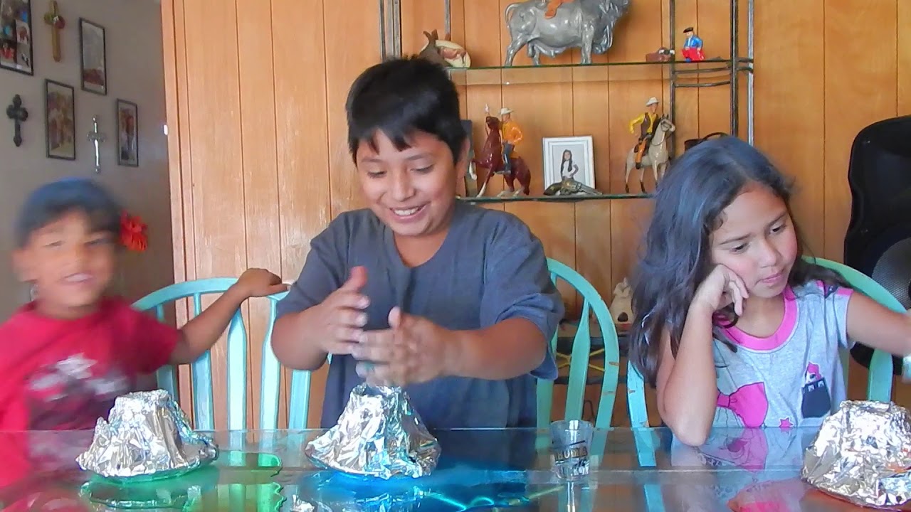 Little Dabbers Volcano Experiment