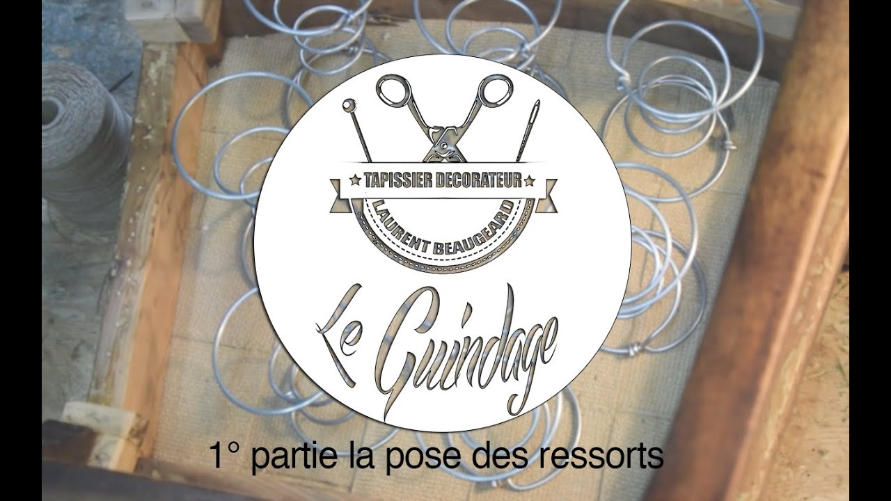 guindage-1°partie la pose des ressorts. upholsterer lays springs