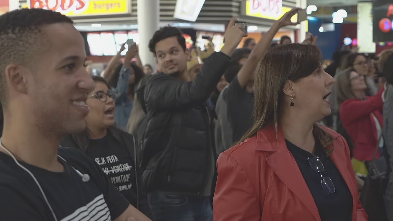 Flash Mob Rei Leão