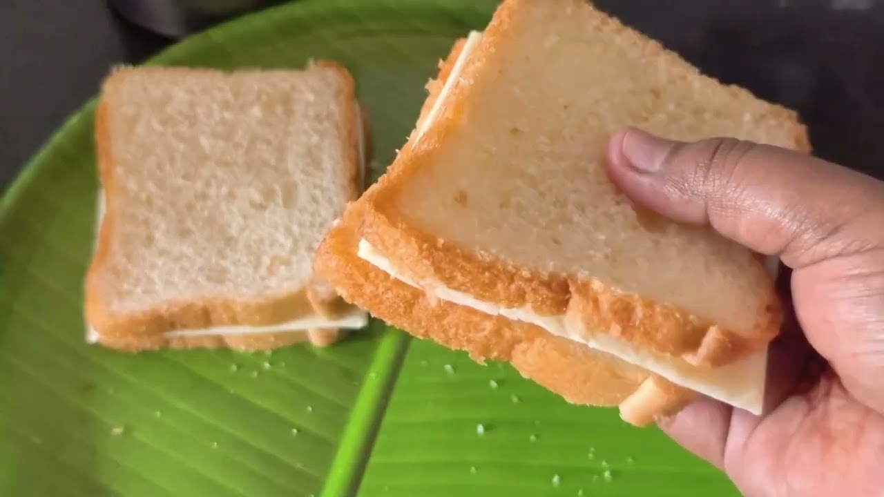 Just 5 minutes and you're tasty chiz sandwich is ready to serve 🥪🤤