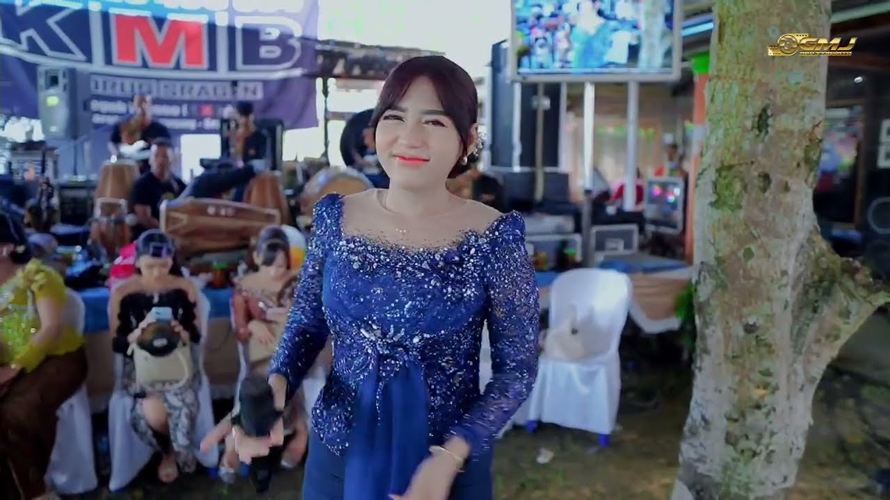 SABAR SADEWOK COVER DINA DEMEZ KMB GEDRUG