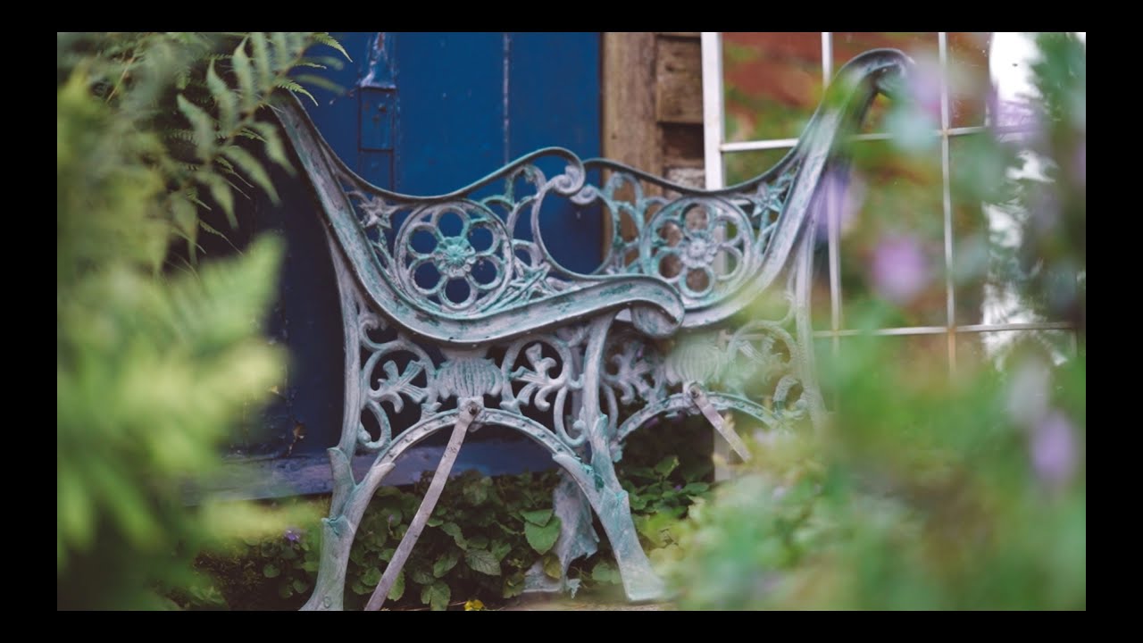 Cast Iron Bench Renovation - Creating A Beautiful Garden Feature - How To