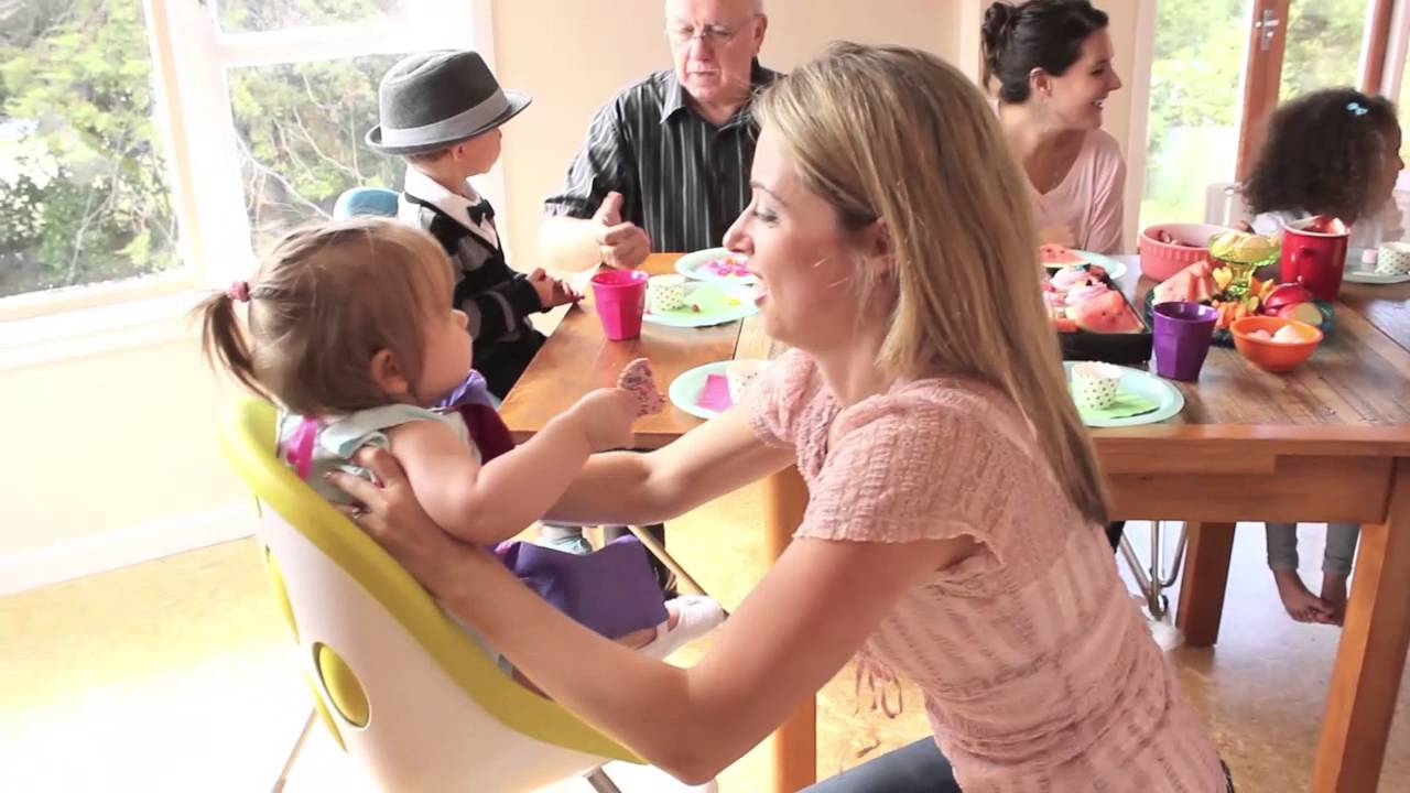 Phil & Teds Poppy Highchair Demo Video Pramworld