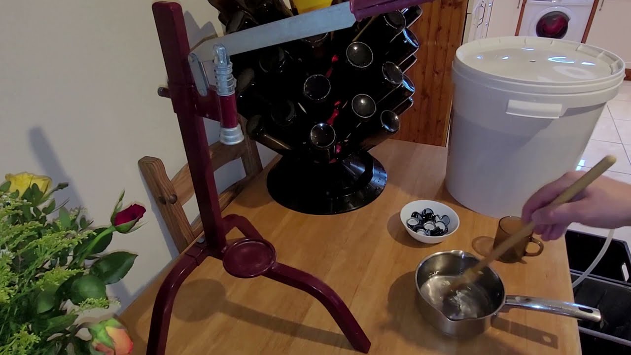 Rozlew, kapslowanie, refermentacja domowego piwa po fermentacji