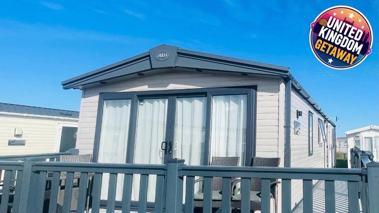 Pure-Living West Sands Sunshine and Sea View - 3 Bedroom lodge at SEAL BAY | United Kingdom ⭐