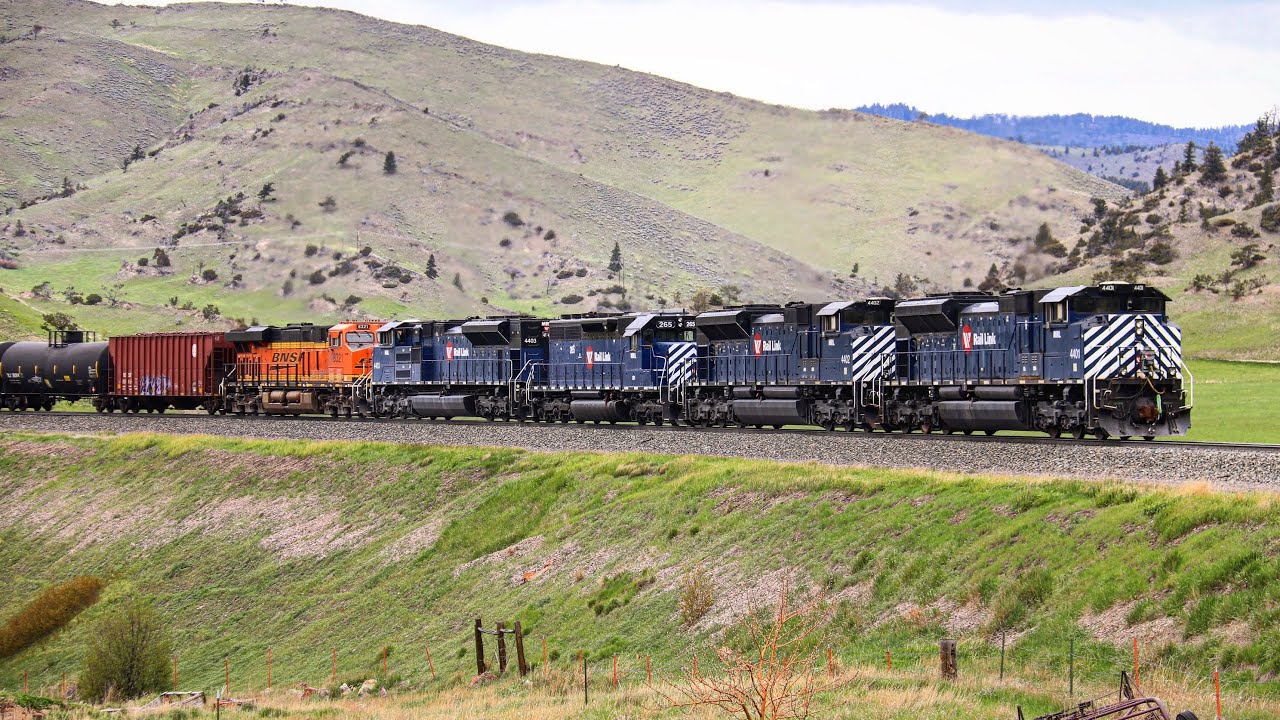 Western Railroading Series: Montana Rail Link & BNSF Trains Tackle The Grades of Bozeman Pass