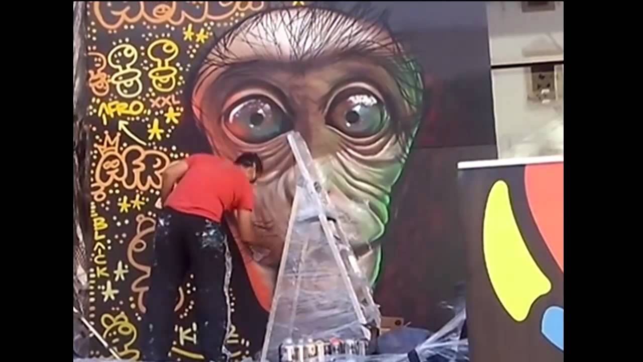 Graffiti evento en Soulmade BCN por Berok Xupet Negre 