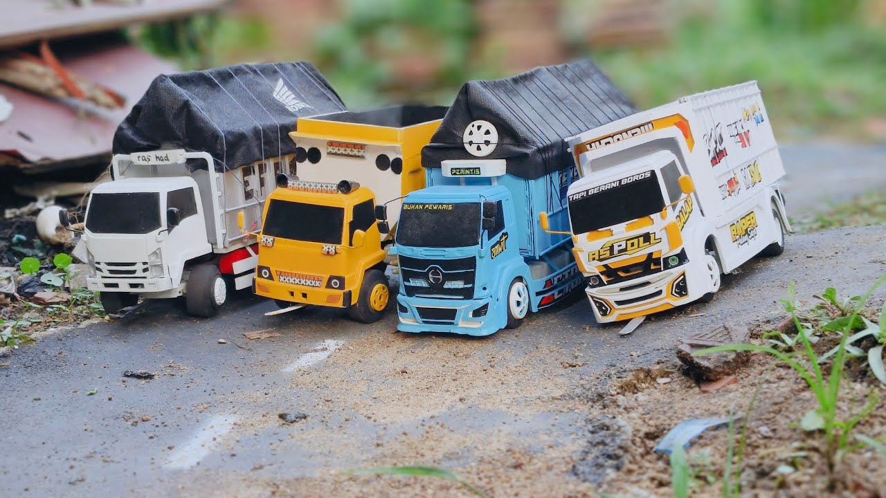 WADIDAW LIHAT TEMAN TEMAN, DISINI BANYAK MOBIL MOBILAN TRUK OLENG YANG SANGAT KEREN