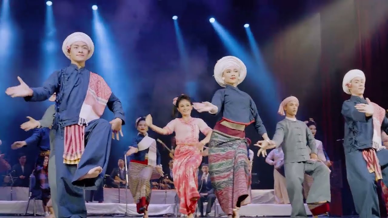 การแสดงสร้างสรรค์ ฟ้อนไตรเภรี วิทยาลัยนาฏศิลปเชียงใหม่
