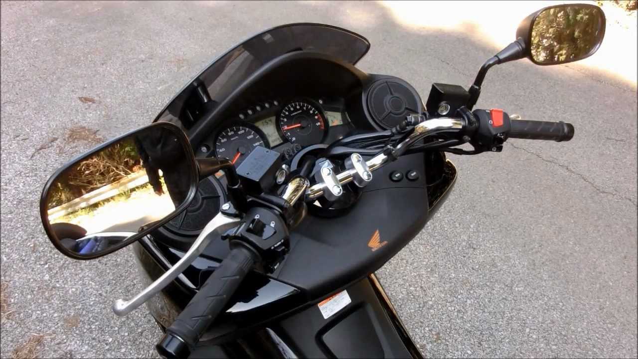 HONDA Forza MF10　エンジン始動＆走行
