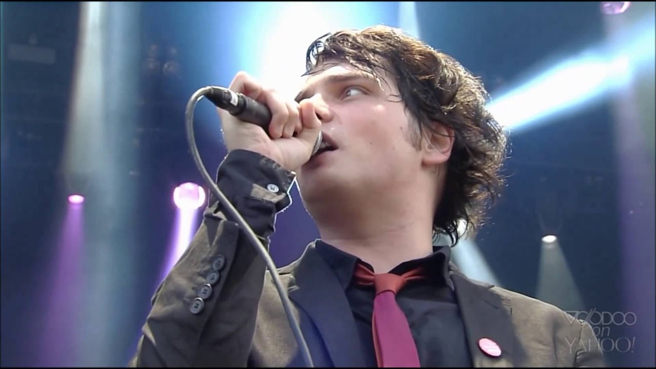 Gerard Way - Don't Try [Voodoo Music Experience 2015]