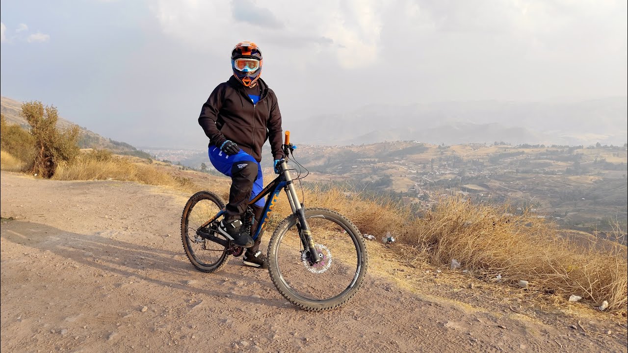 DOWNHILL YUNCAYPATA DH  COMPLETO - SIN PARAR, SIN DESCANSO! - MTB CUSCO - PERÚ
