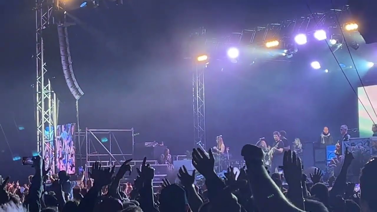 Noel Gallagher’s High Flying Birds ♪Don't Look Back in Anger @ Rock N Roll Circus Sheffield (1Sep23)