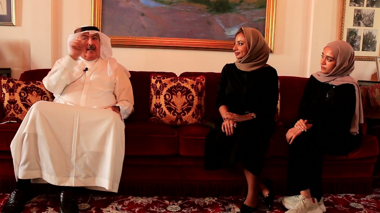 مقابلة طلاب الفنون بجامعة البحرين بسمو الشيخ راشد بن خليفة آل خليفة