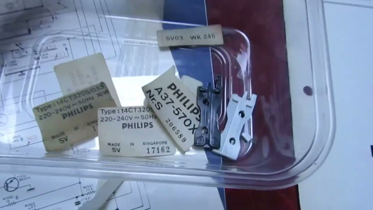 Ремонт винтажного телевизора Philips KT3 Chassis, 1980-е годы.
