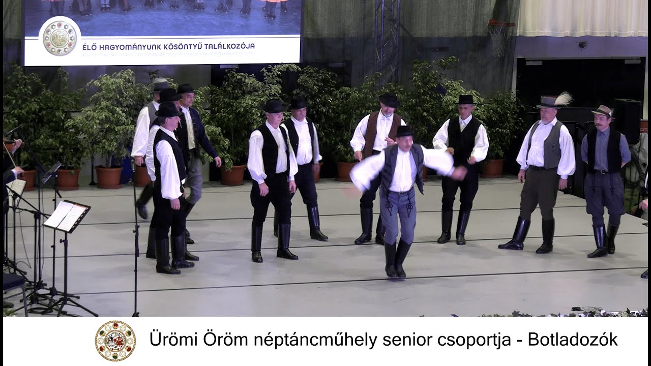 Ürömi Öröm Néptáncműhely senior csoportja - Botladozók