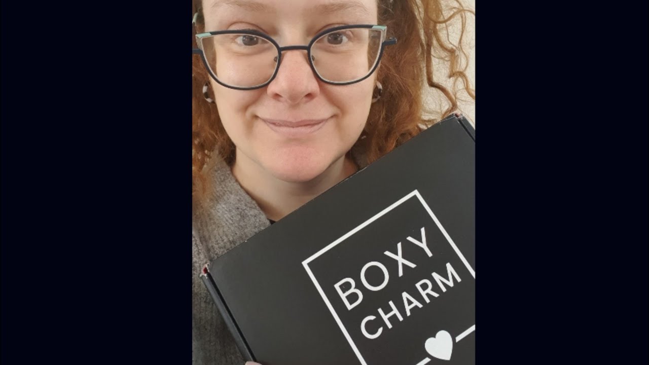 UK YouTuber Does Boxycharm! April 2021 box (because it takes so bloomin' long to get here!!!!)