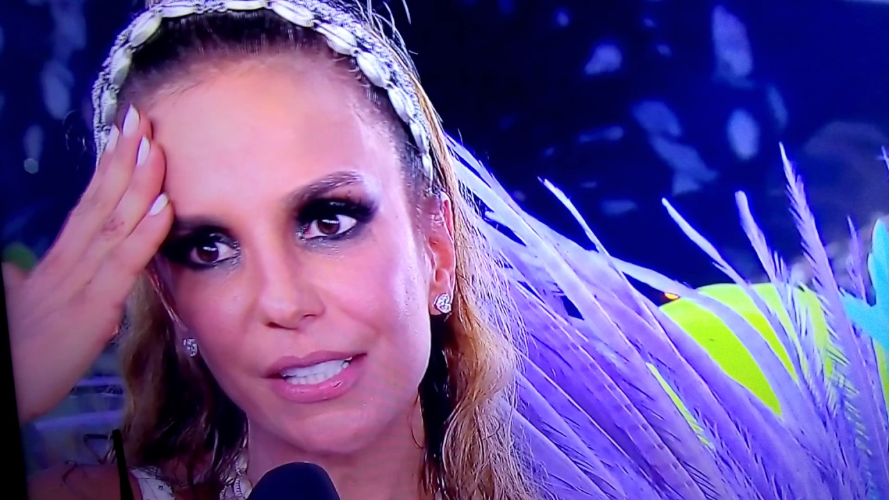 Final do desfile da Grande Rio.Ivete Sangalo emocinada e Susana Vieira sincera.Estúdio Globeleza.