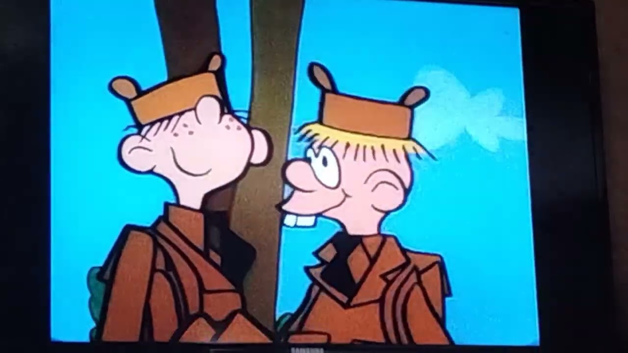 Beetle Bailey - Beetle drops Zero to the ground 