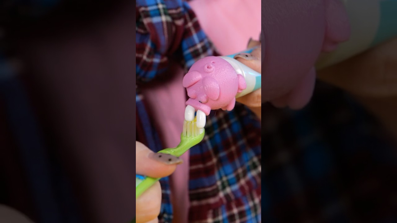 Brushing Teeth Made Fun - Piggy Toothpaste Tip 🐷🪥 #shorts #kids