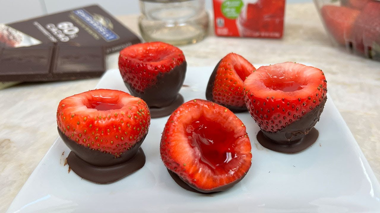Chocolate Covered Strawberry Jello Shot