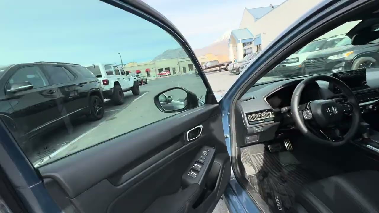 2025 Honda Civic Sport Stock H67962