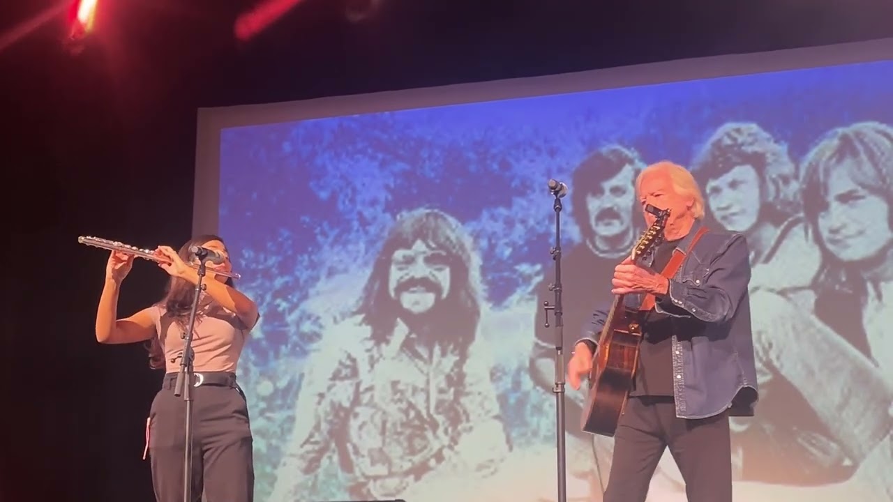 Justin Hayward and Vivian Leite - Nights in White Satin