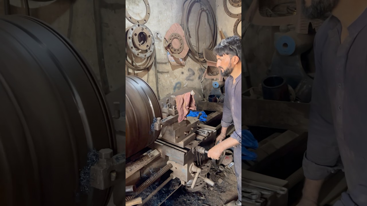 Amazing Lathe Machine Work By Lathe Operator 