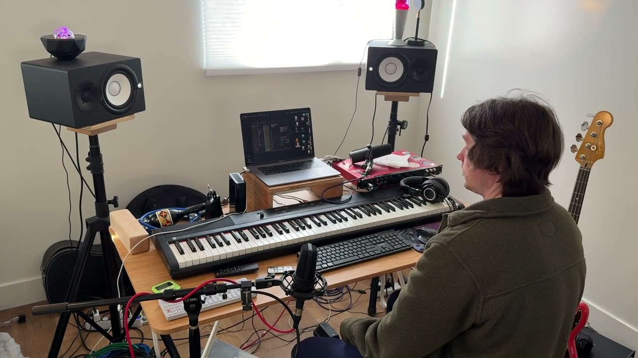 I Moved to LA to Start My Music Career...  It's Not Going Well