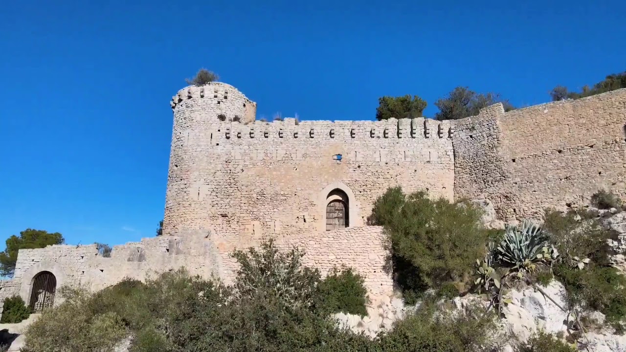 Castell de Santueri, Felanitx, Mallorca. DJI Mavic Air 2