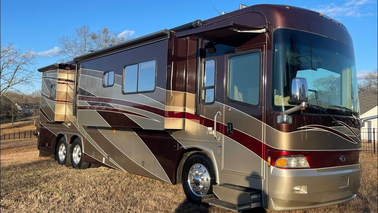 2006 COUNTRY COACH ALLURE 470 UNICORN 37FT TAG AXLE