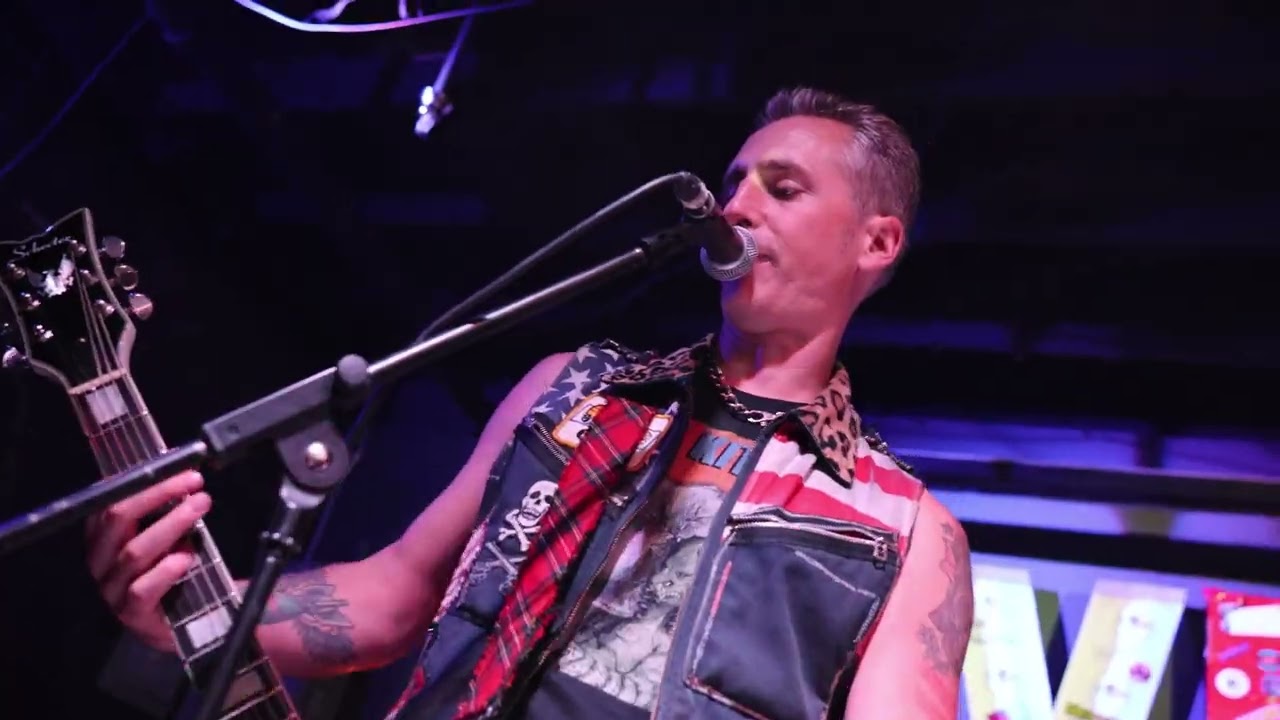 THE ANGRY SAMOANS | Live at The Dive Bar in Las Vegas, NV | 07/18/2025 | 2 Cam 4K