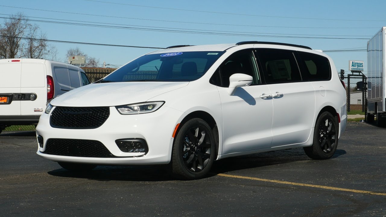2021 Chrysler Pacifica Touring L | 30214T
