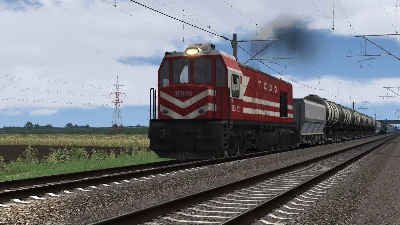 DE24272 Karma Yük Treni İstasyon Geçişi (TS2020)
