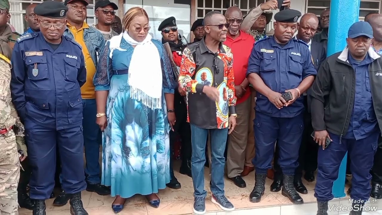 HAUT KATANGA VILLE DE KASUMBALESA, dix présumés bandits présentés au maire de la ville par la police