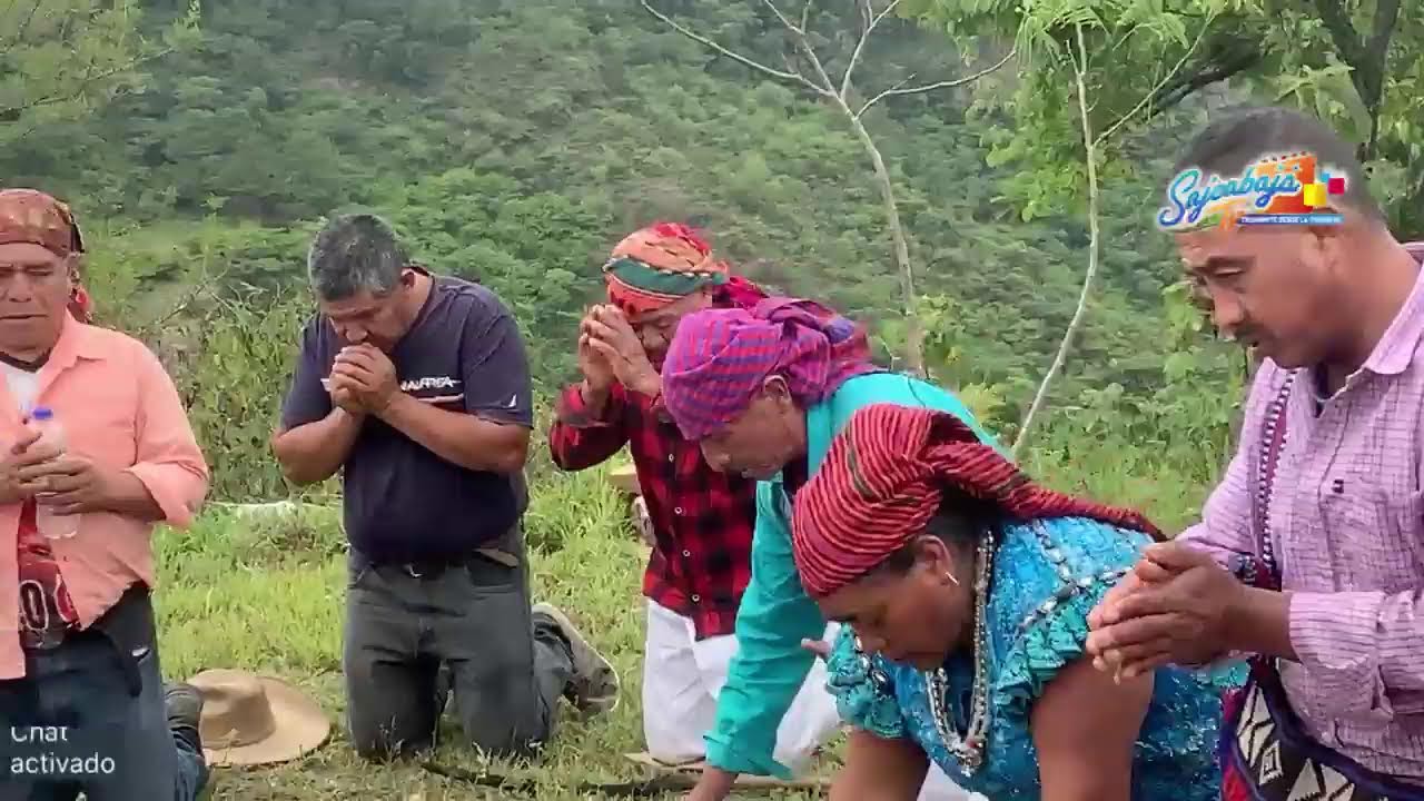 Desde los cimientos Campana Ceremonia Maya en honor a el abuelo San Simón para el 3-4-5 de octubre