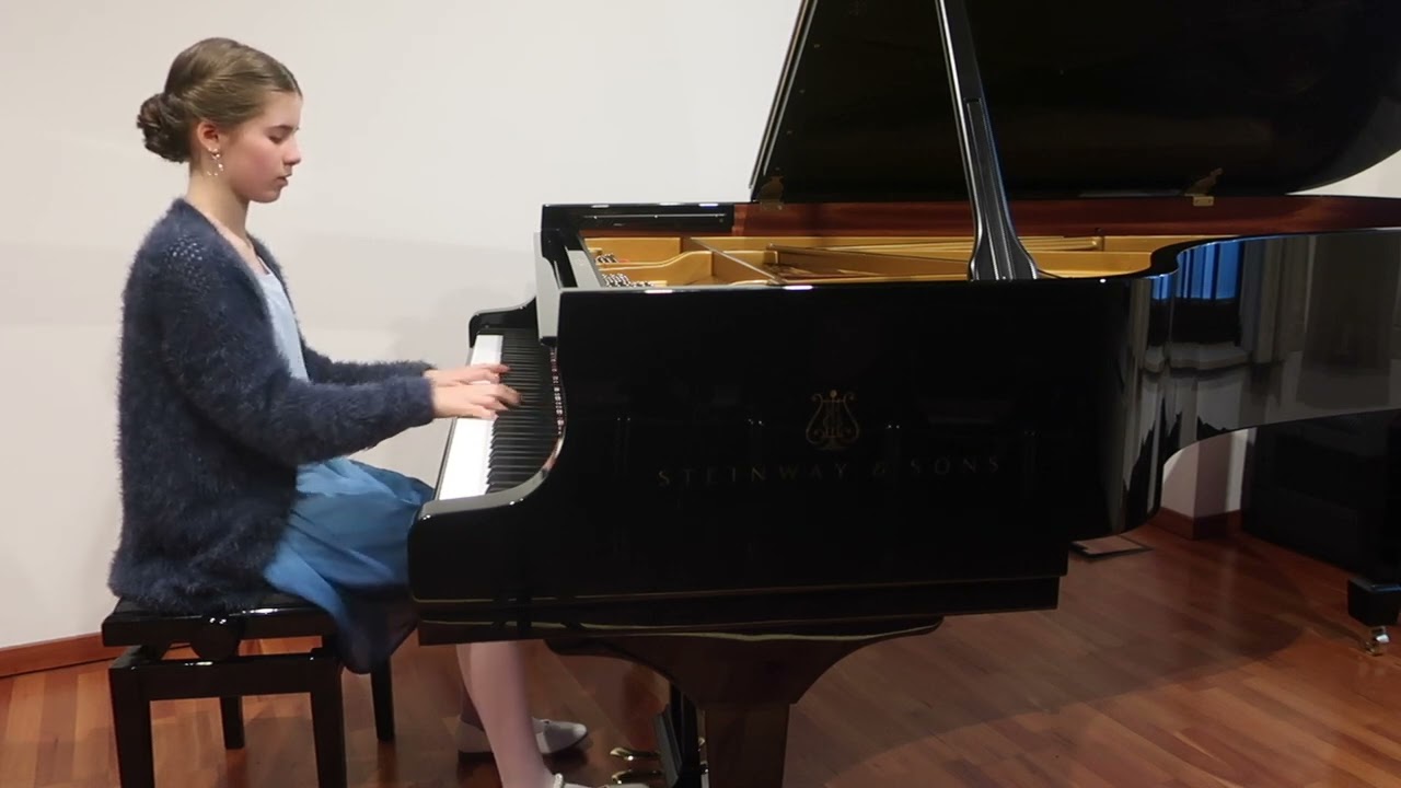 Comptine d’un autre été (Amélie) by Yann Tiersen - Theresa Kuhlmann