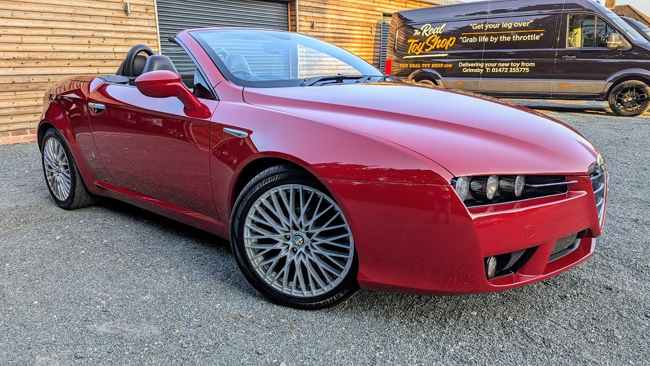 Alfa Romeo Spider ,Brera ,939 ,Roof operation ,start up , walkaround, 2.2 JTS ,here@The Real Toy Shop