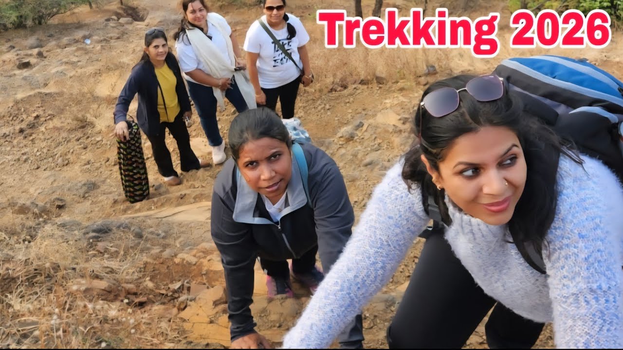 Trekking with yoga girls full enjoy &hearts;️🧘&zwj;♀️ it's a fun time 🥰
