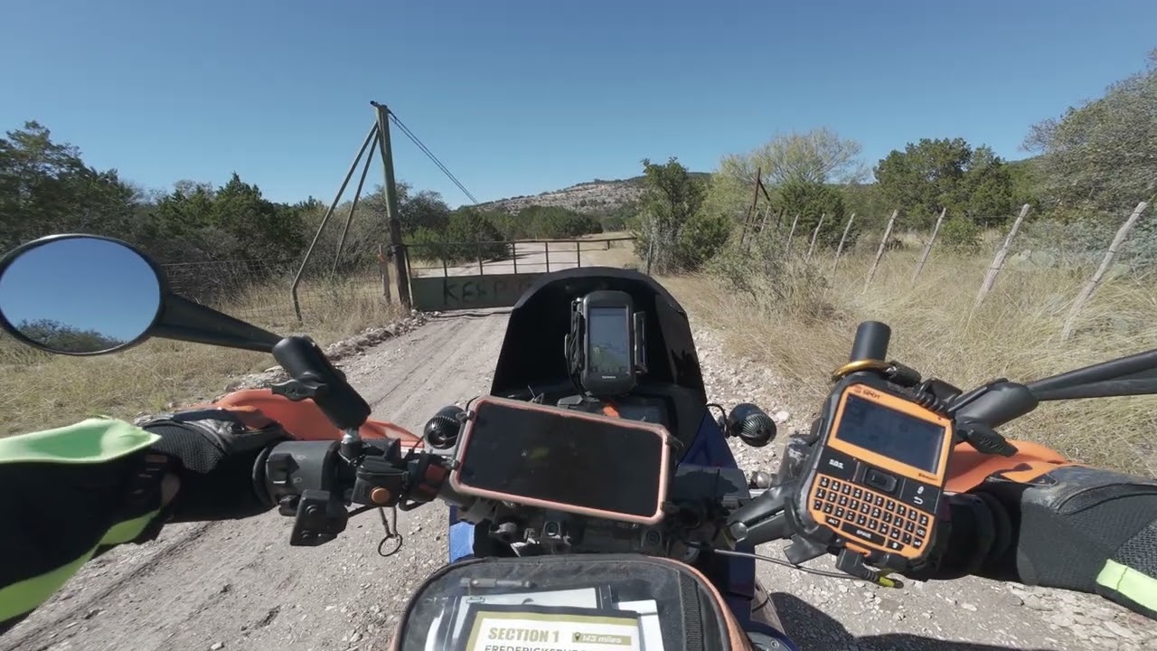 10-25 TXHILL BDRX First bump gate