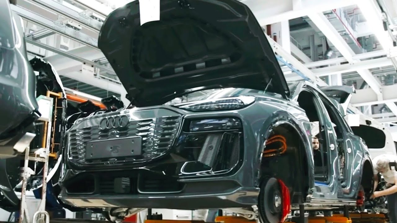 NEW Audi SQ6 e-tron Production in Germany