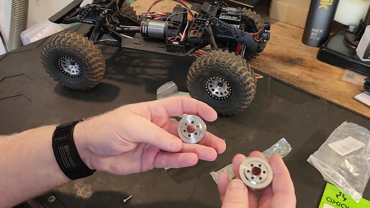 Axial Coyote is on the operating table once again for repairs and upgrades! Hidden feature unlocked!
