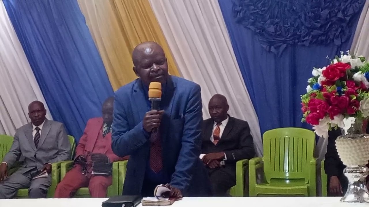 Ndagusavye Ubu butumwa ntibugucike ubwumvirize witonze uburangize pasteur Gérard Kamwenubusa kanyami