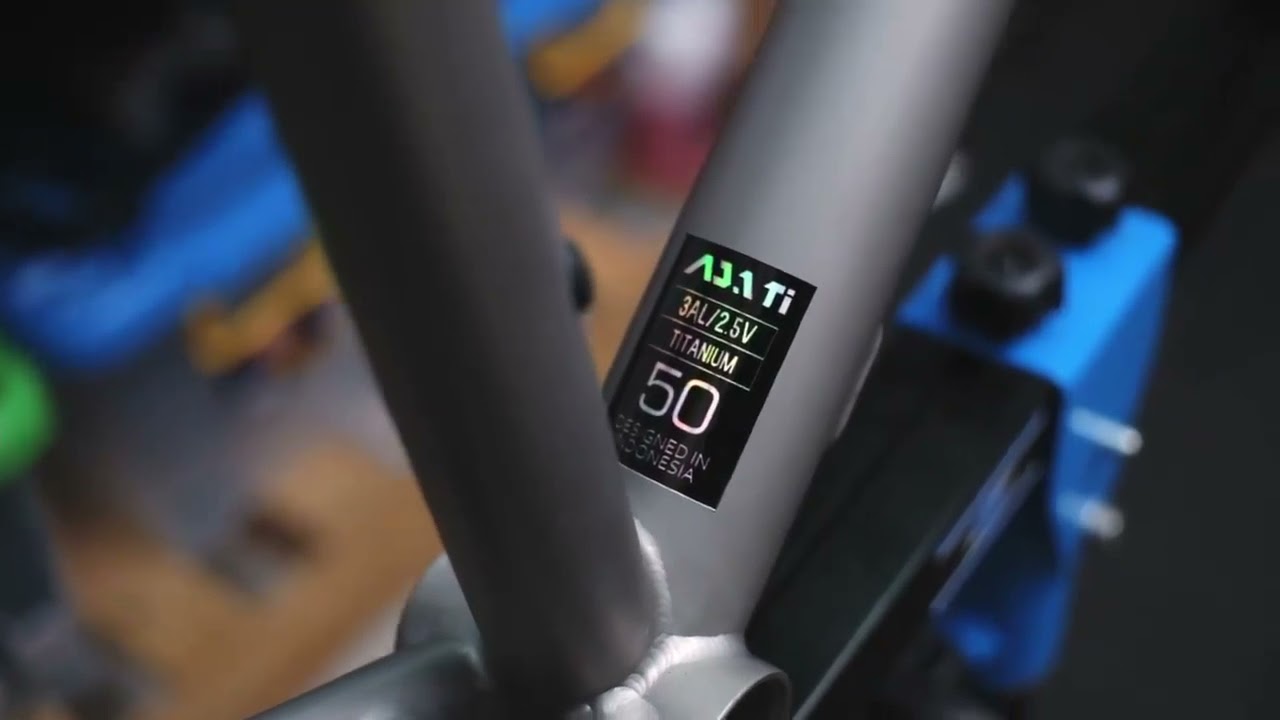 ASMR Bike Build || roadbike wdnsdy aj1 titanium