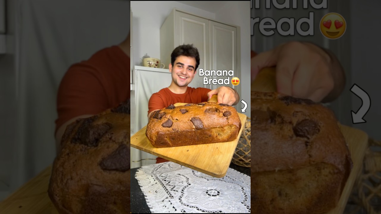 The Best Banana Bread Recipe! 😍