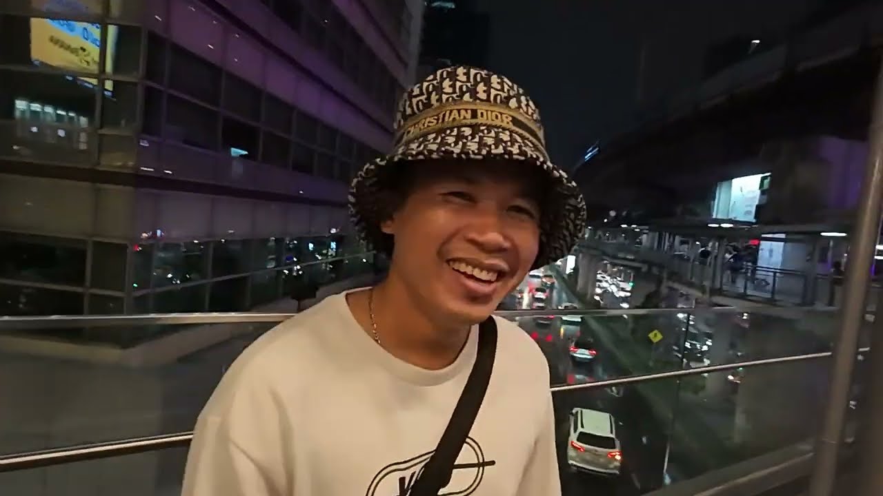 ล่าสุดพามนุษย์ถ้ำ‼️ออกมาเปิดโลกใหม่ที่กรุงเทพฯมหานครประเทศไทย